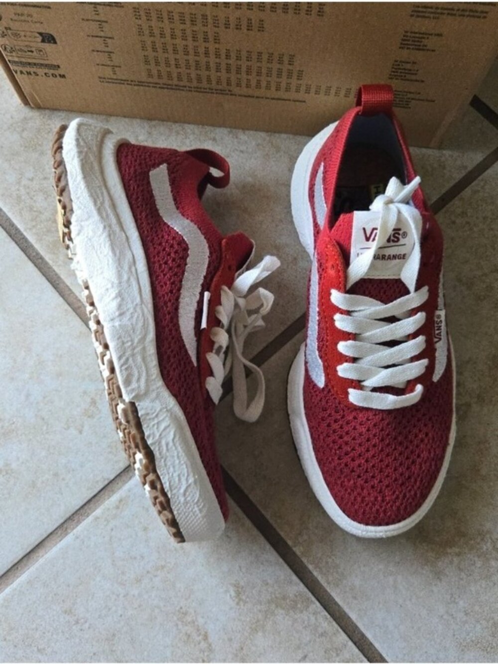 Vans Ultrarange Vr3 Knitted Women Size 5 Red And White Lightweight 0926
